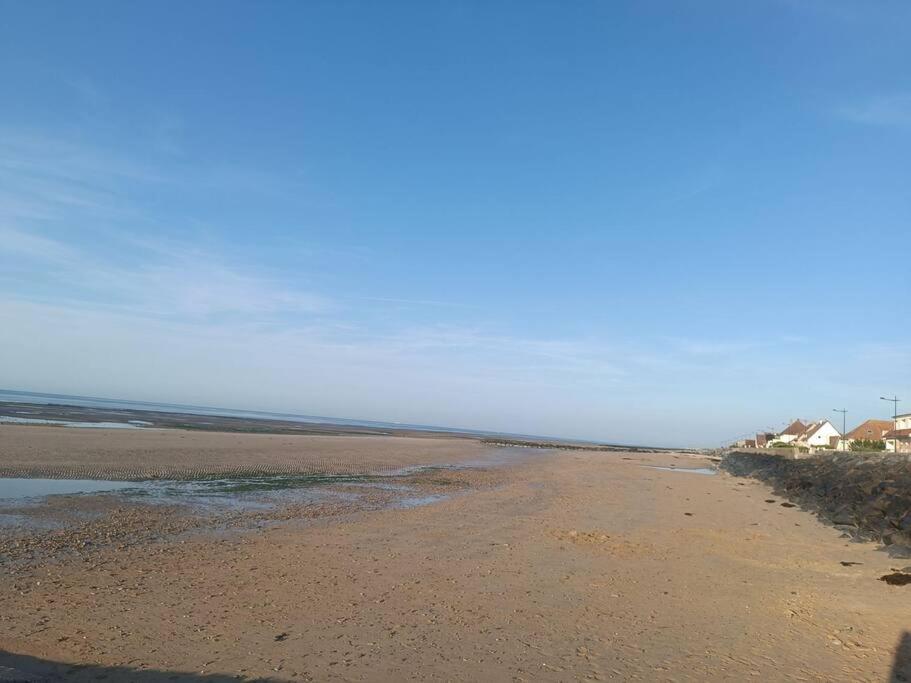 Villa Belle Vie A 30 Metres De La Plage Ver-sur-Mer Luaran gambar